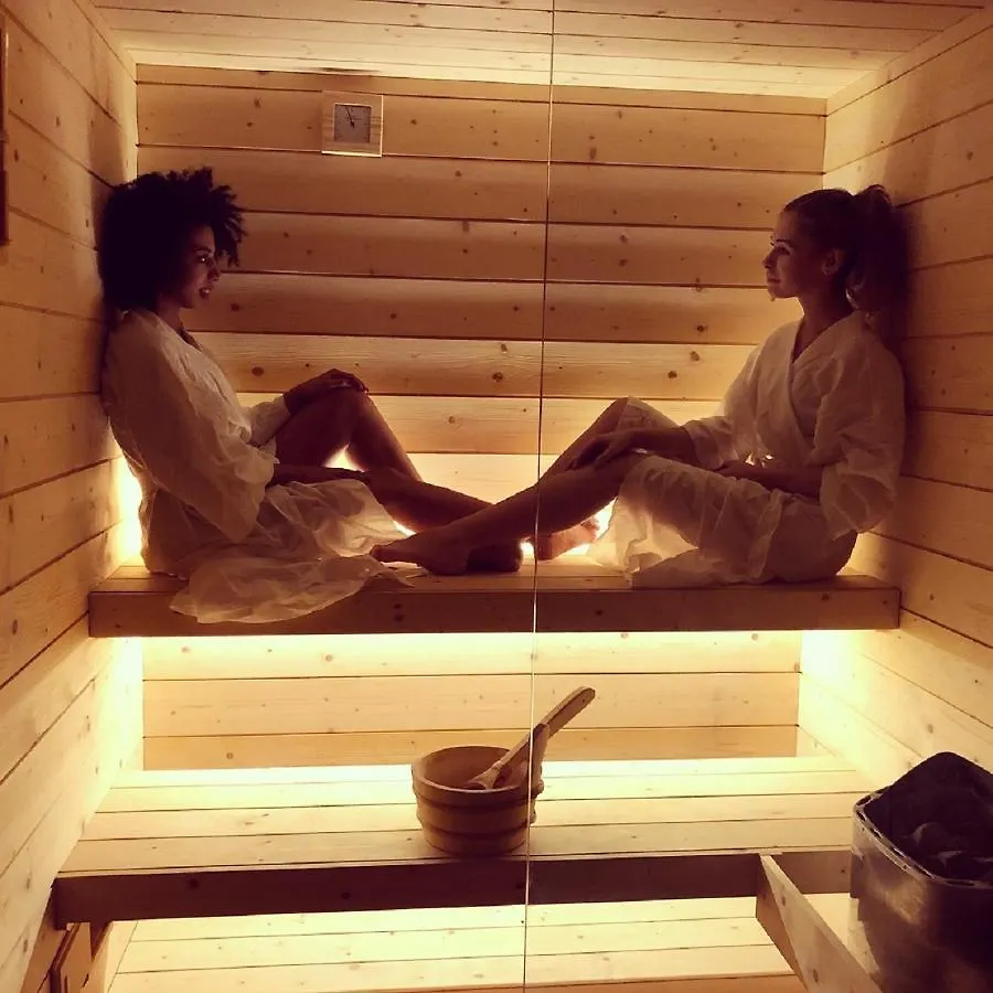 Bike Hotel Touring Gardone Riviera & Wellness