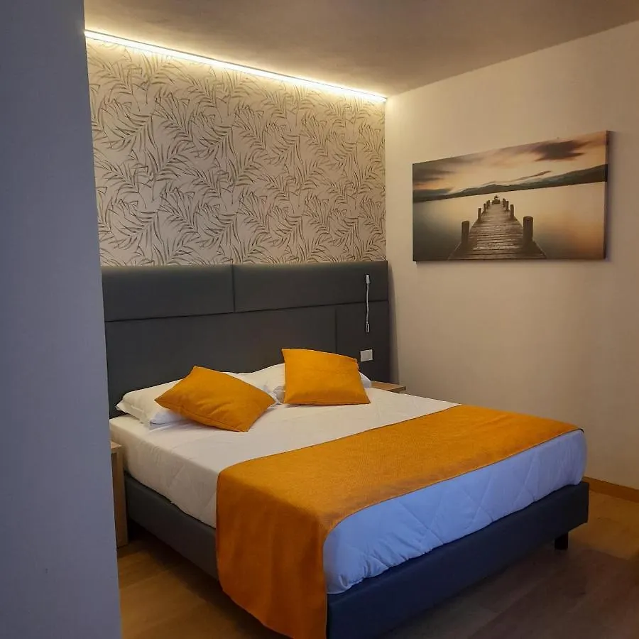 Bike Hotel Touring Gardone Riviera & Wellness