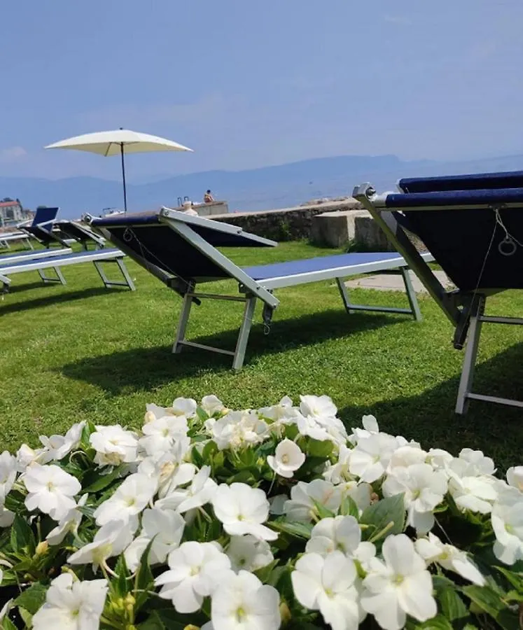 Bike Hotel Touring Gardone Riviera & Wellness