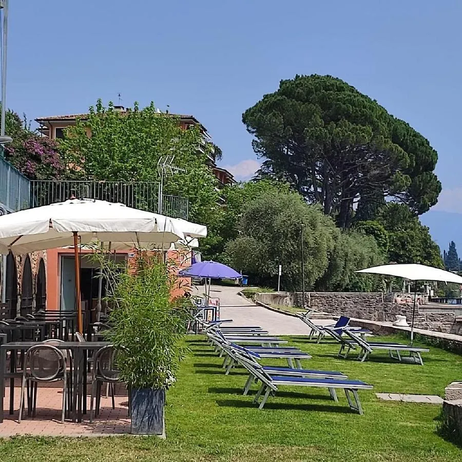 Bike Hotel Touring Gardone Riviera & Wellness 3*,  Italy