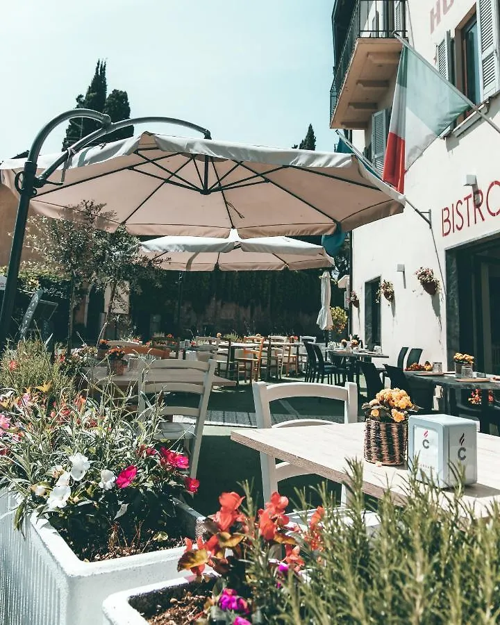 Bike Hotel Touring Gardone Riviera & Wellness Italy