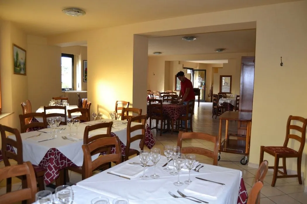 Bike Hotel Touring Gardone Riviera & Wellness 3*,  Italy
