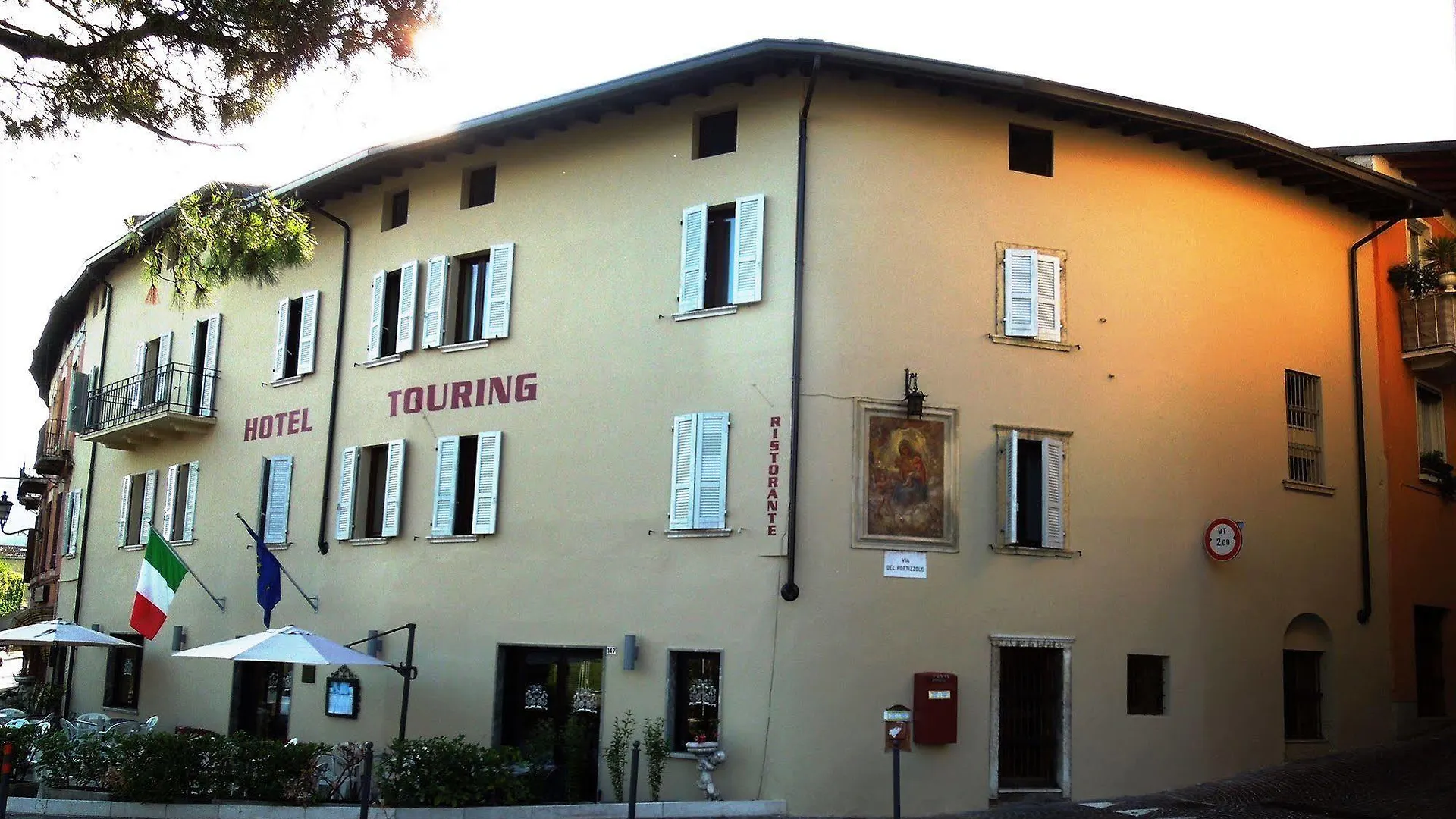 ***  Bike Hotel Touring Gardone Riviera & Wellness Italy