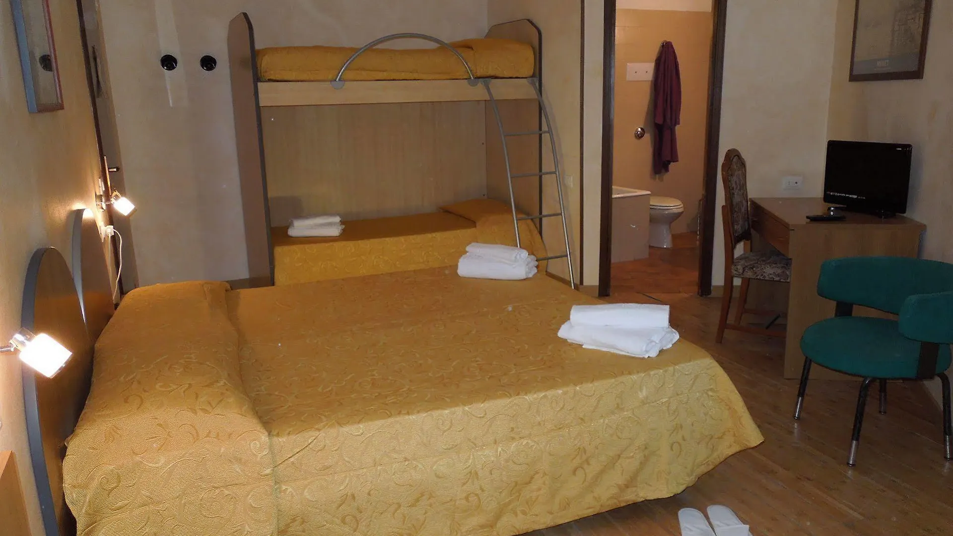 Bike Hotel Touring Gardone Riviera & Wellness