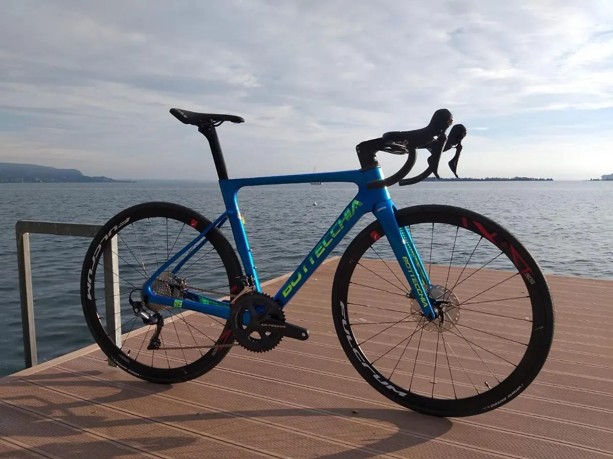 ***  Bike Hotel Touring Gardone Riviera & Wellness Italia